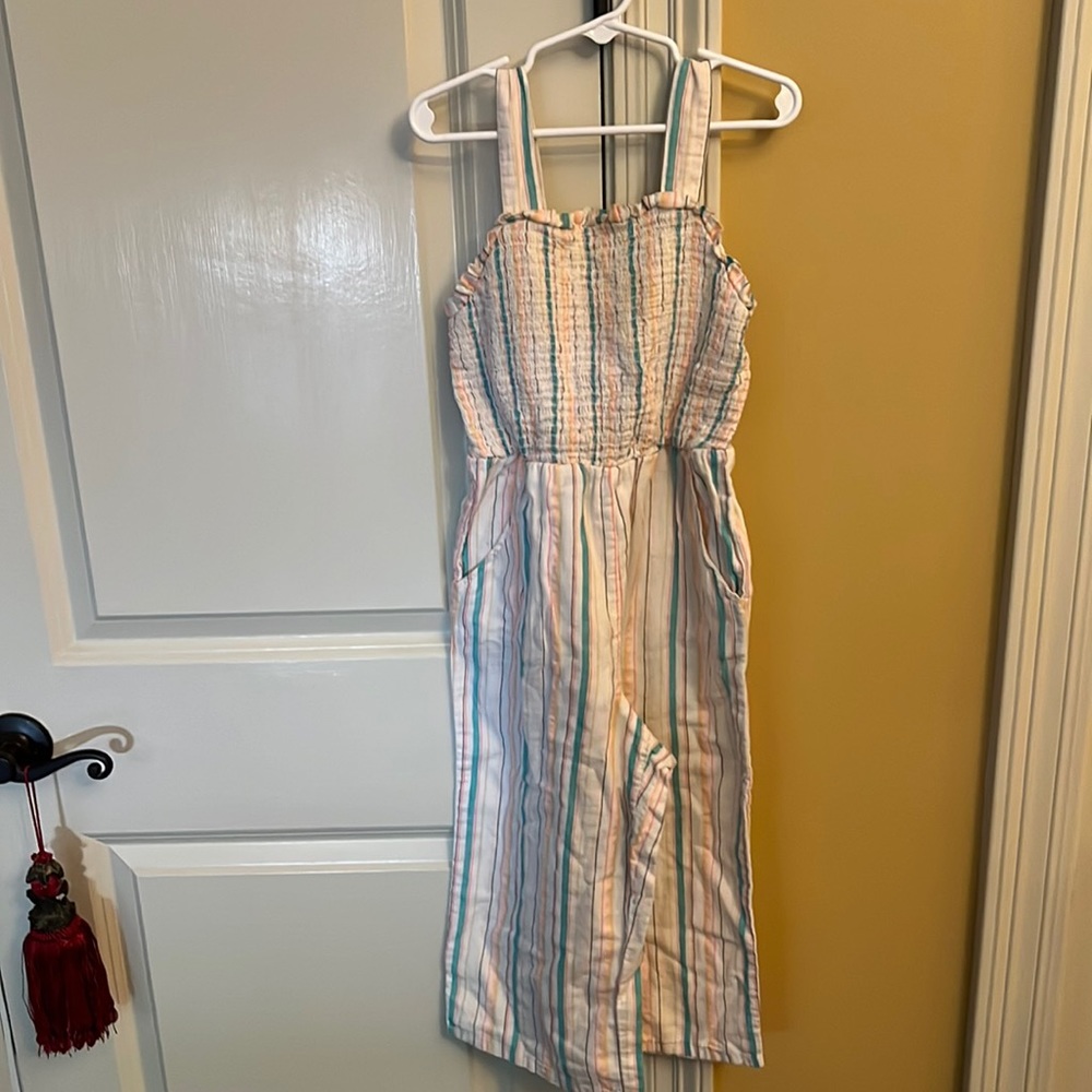 EUC girls cropped pants romper. Size 6/6x. Perfect for summer.
